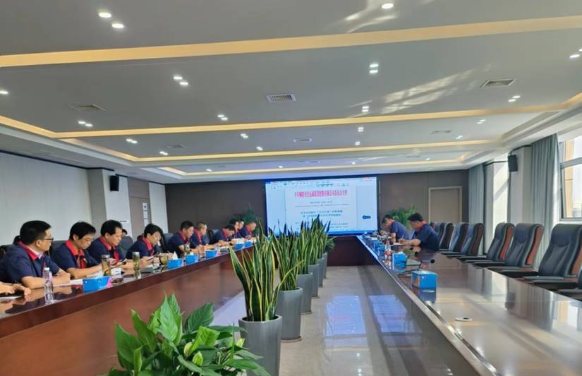 運(yùn)用浙江‘千萬工程’經(jīng)驗(yàn)案例，加強(qiáng)公司5S管理工作會(huì)議